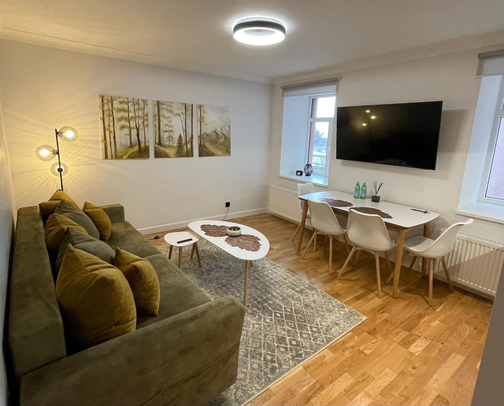 Premium Apartment In Quiet & Historical Area Riga Exterior photo